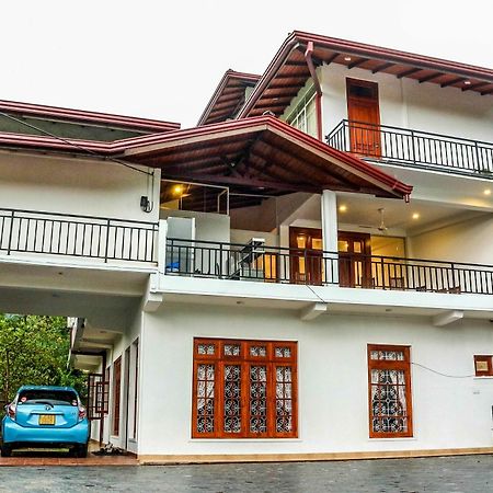 Vin Roma Inn Kandy Dış mekan fotoğraf