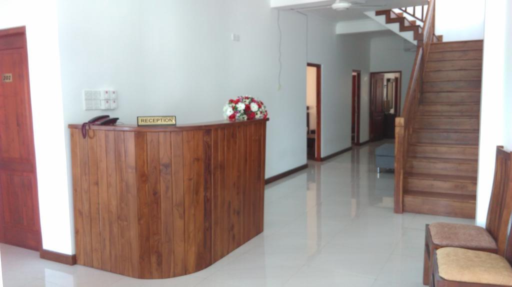 Vin Roma Inn Kandy Dış mekan fotoğraf