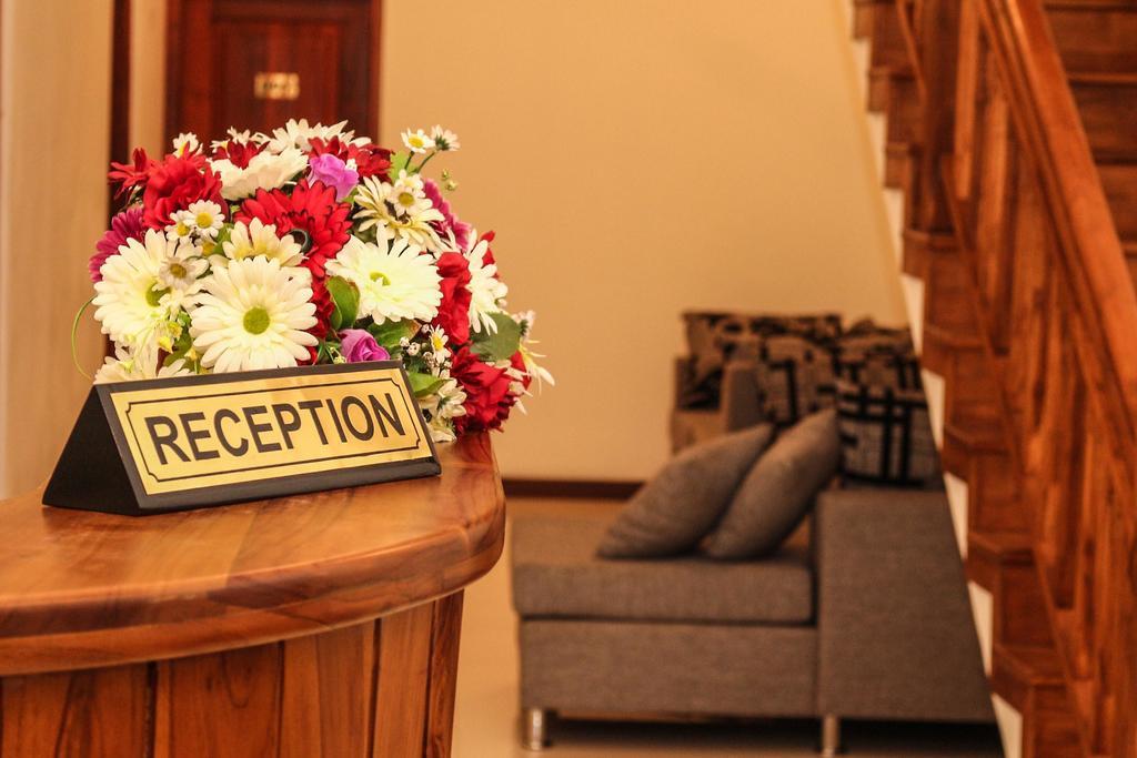 Vin Roma Inn Kandy Dış mekan fotoğraf