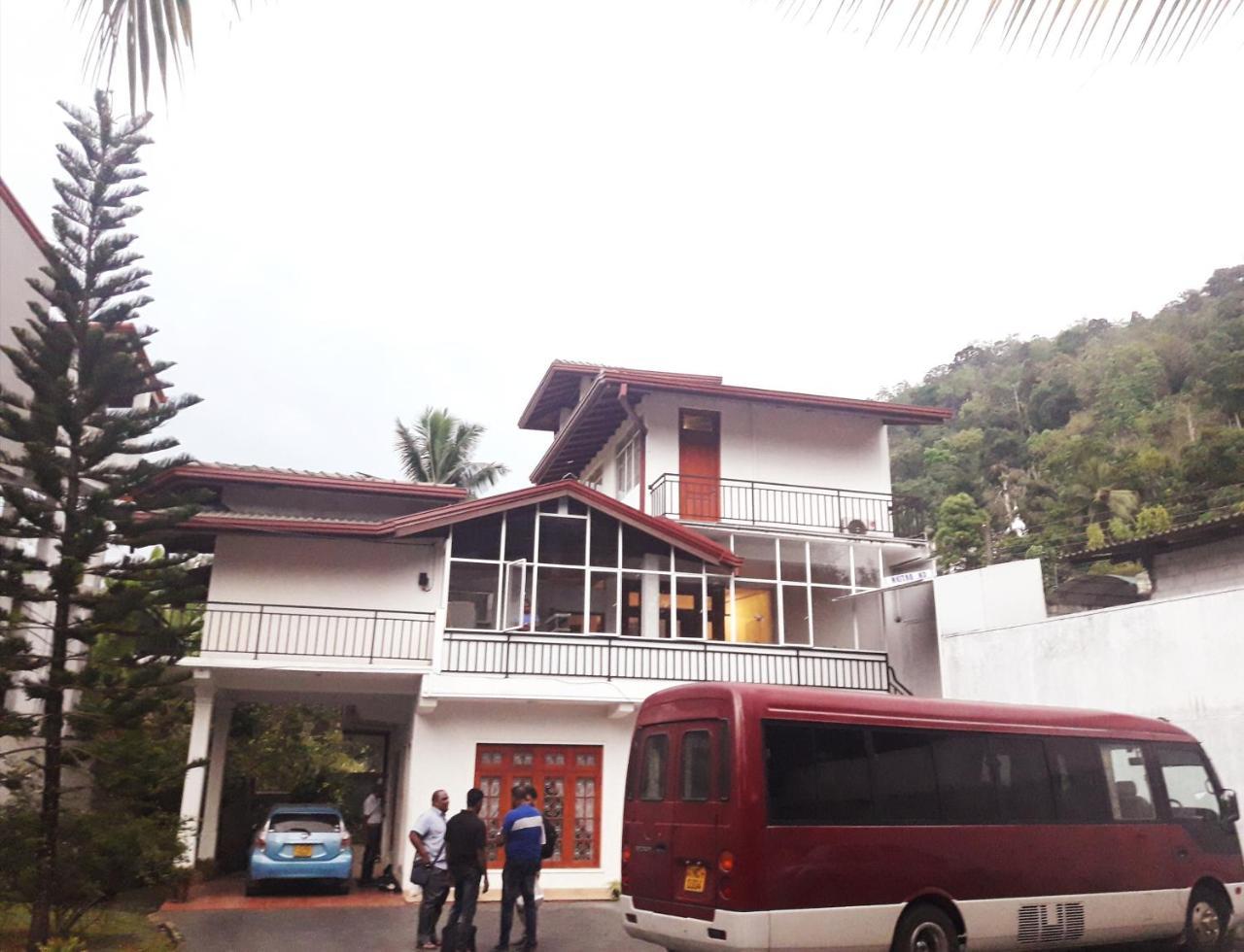 Vin Roma Inn Kandy Dış mekan fotoğraf