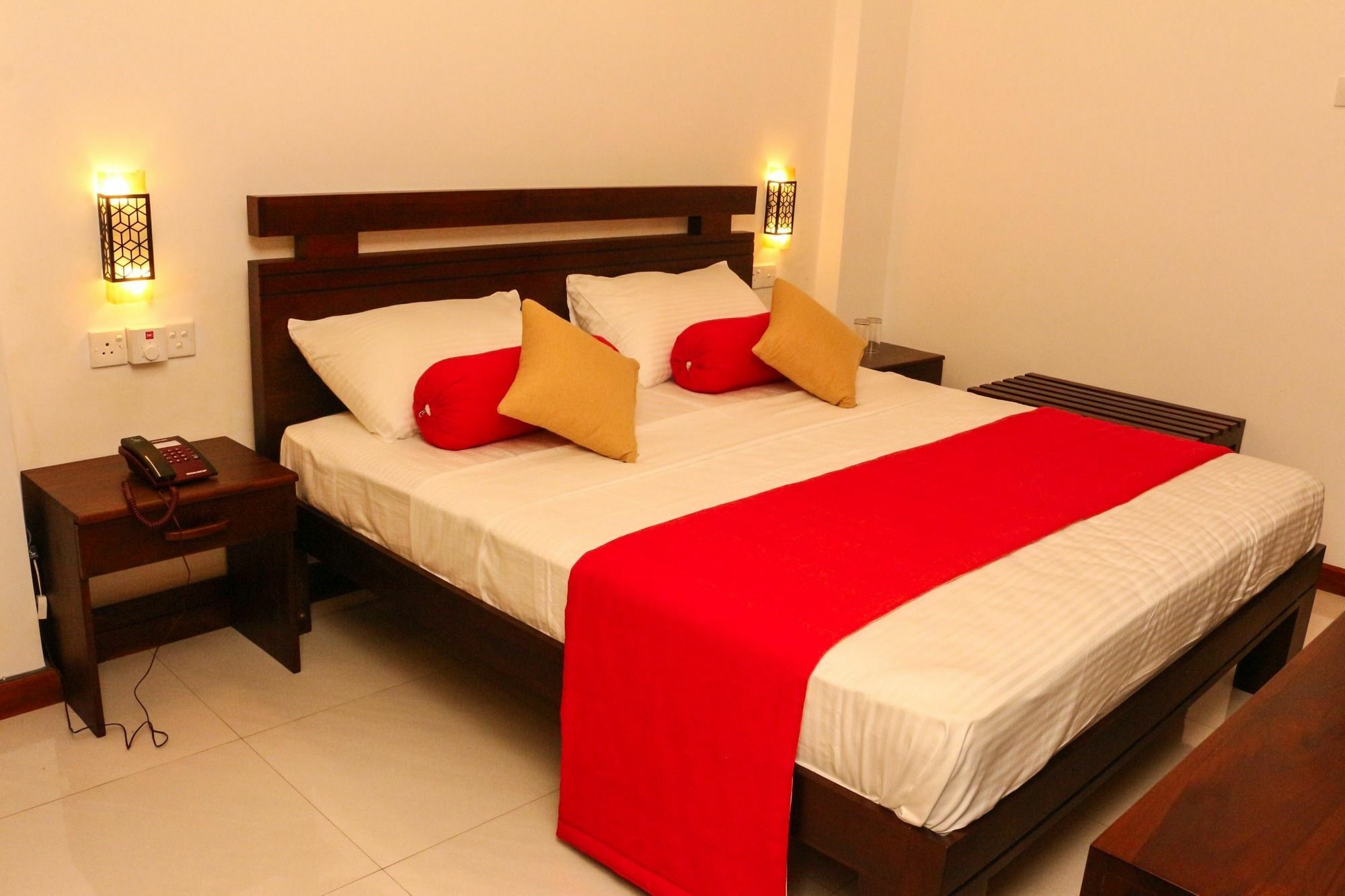 Vin Roma Inn Kandy Dış mekan fotoğraf
